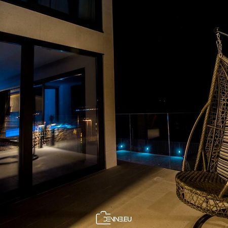 Villa Madomi Kustići Екстериор снимка