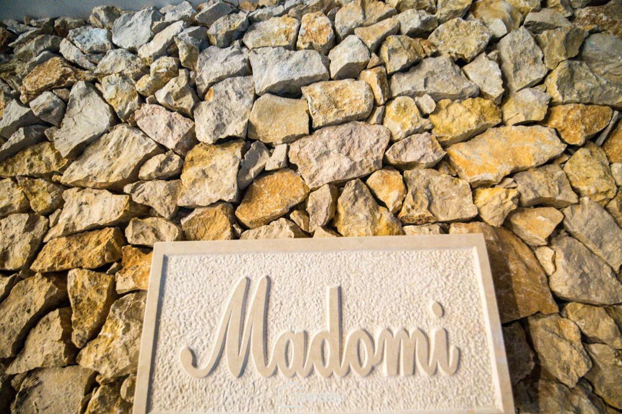 Villa Madomi Kustići Екстериор снимка